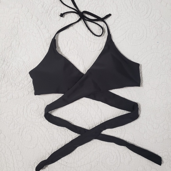 Tiffany's Boutique Other - Wrap Bikini Top
